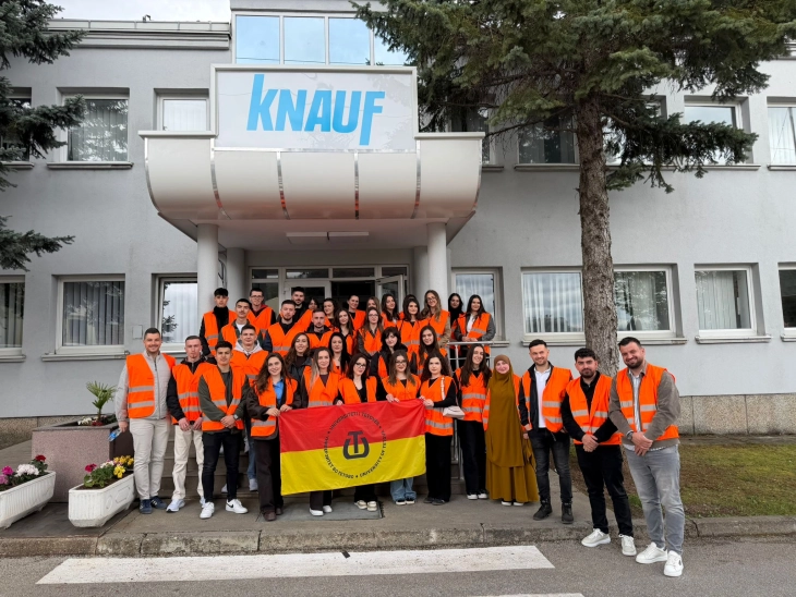 Vizitë studimore e studentëve të Arkitekturës të Universitetit të Tetovës në fabrikën “Knauf” në Dibër