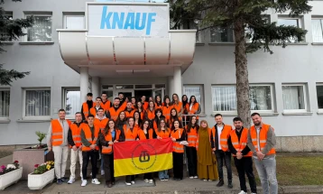 Vizitë studimore e studentëve të Arkitekturës të Universitetit të Tetovës në fabrikën “Knauf” në Dibër