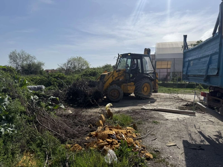 Акција за чистење диви депонии во Кисела Вода