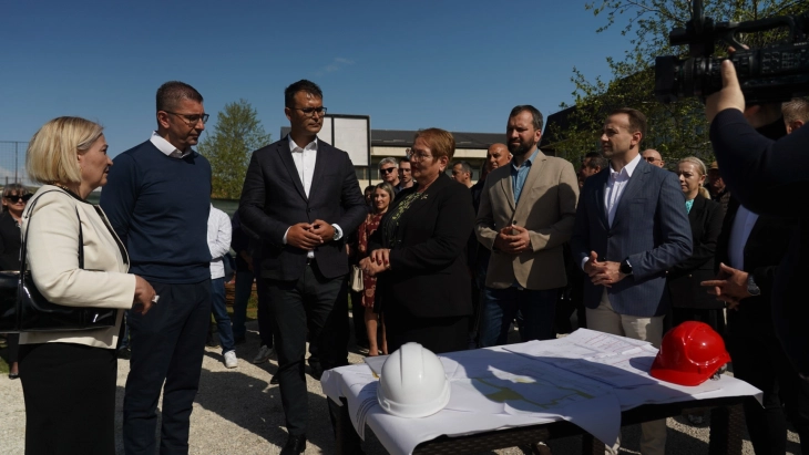 Во ОУ „Страшо Пинџур“ во Ѓорче Петров се доградуваат училници за да се воведе едносменска настава