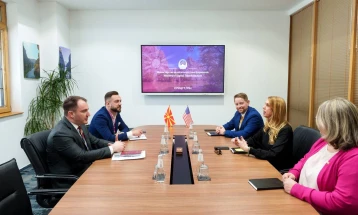 Takim Andonovski - Varns: Thelimi i bashkëpunimit me SHBA-në në sajber sigurinë dhe transformimin digjital