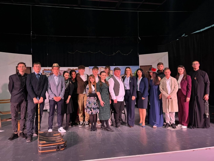 Средношколците од Крива Паланка со одлична изведба на „Диво месо