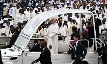 Папата Лав Четиринаесетти ги повика Анголците да ги надминат старите поделби