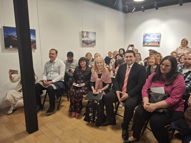 Македонскиот КИЦ во Загреб преполн за „Магичниот круг на детството“