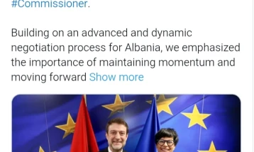 Средба Хоџа - Кос посветена на за напредокот на Албанија во евроинтеграцискиот процес