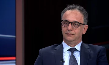 Алиу: Вицепремиерот Арбен Фетаи не оди на работа ниту, пак, на седници на Владата