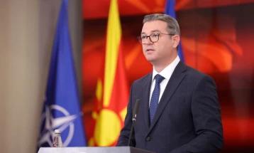 Прес-конференција на министерот Цветан Трипуновски (во живо)