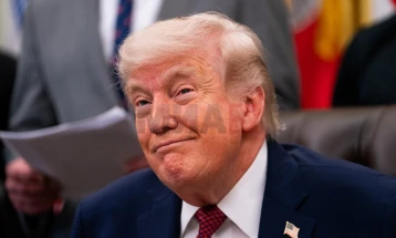 Трамп: САД се подготвени за воена акција против Иран