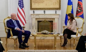 U.D. Presidentja Haxhiu priti në takim Përfaqësuesin e Përhershëm të Shteteve të Bashkuara të Amerikës në NATO, Matev G. Vitaker