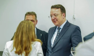 Николоски со македонската дијаспора во Австрија: Посветени сме да овозможиме позитивни услови за сите оние кои се спремни да се вратат и да инвестираа во Македонија