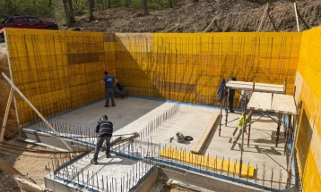 Градоначалникот Јакупоски задоволен од текот на работите за изградба на новиот резервоар за вода во Ростуше