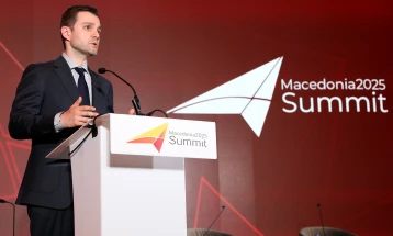 Mucunski: Shoqëria e vendit tonë ka njohuri dhe njerëz të cilët kanë sukses këtu, por edhe në tërë botën