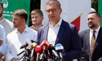 Мицкоски за Изборниот законик: Не сум оптимист затоа што имаме работа со неодговорни и незрели политичари во опозицијата