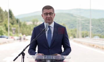 Mickoski për vizitë në vendkalimin kufitar Tabanoc