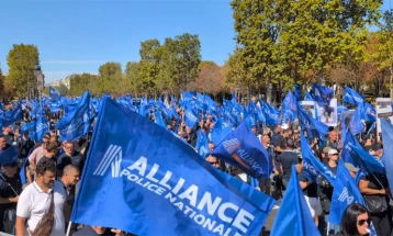 Протест на француските полицајци поради лошите услови за работа