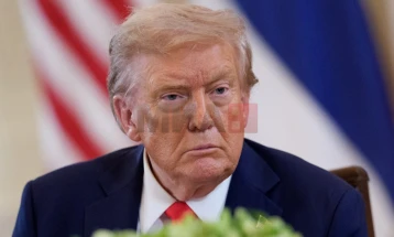 Трамп сака да го забрза развојот на вештачката интелегенција во САД